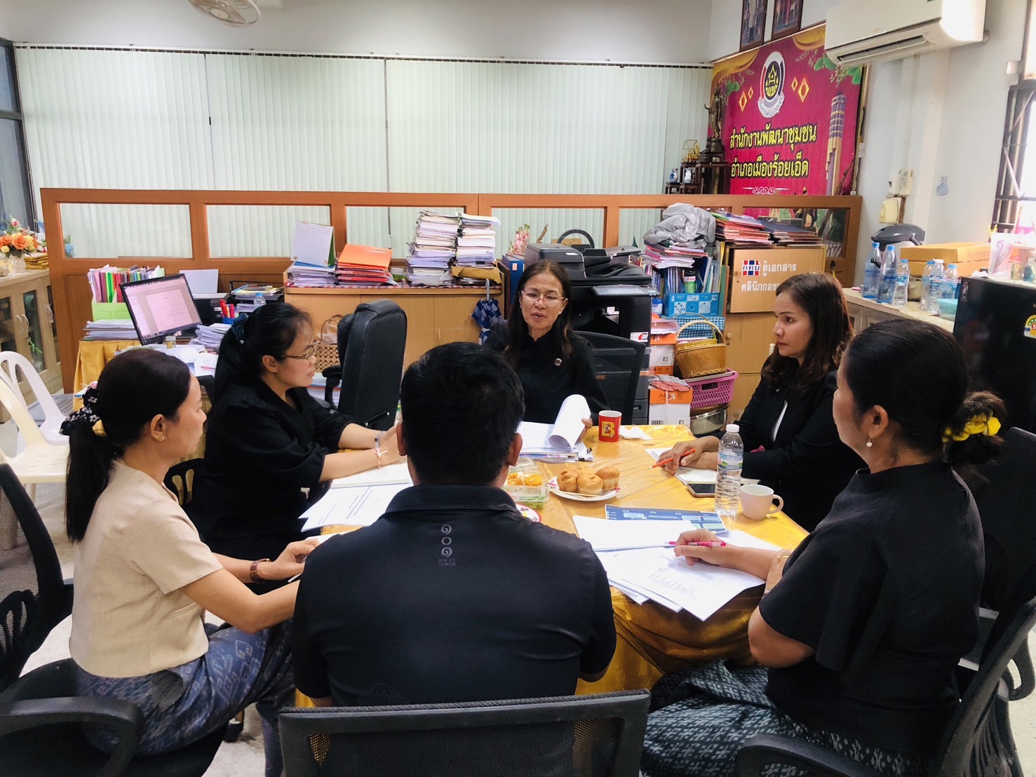 @พช.เมืองร้อยเอ็ด :ประชุมวางแผนการขับเคลื่อนการดำเนินงานพัฒนาชุมชน อำเภอเมืองร้อยเอ็ด ประจำเดือน พฤษภาคม 2569